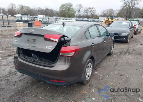 2018 Kia Forte Lx из США, поврежденный, VIN 3KPFK4A77JE225340